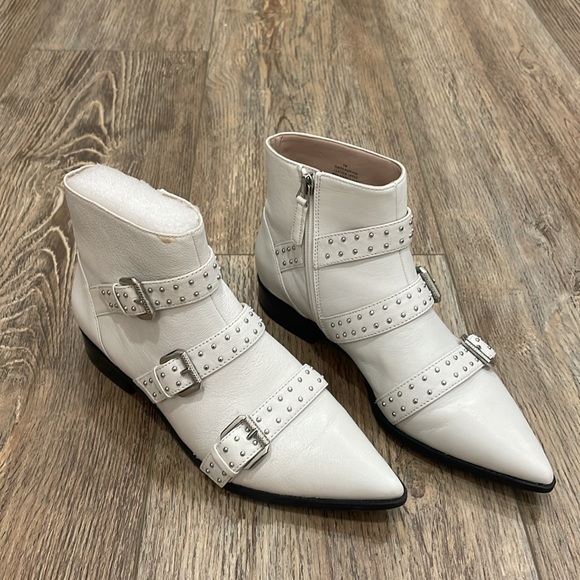 Nine West stud booties - Picture 2 of 6